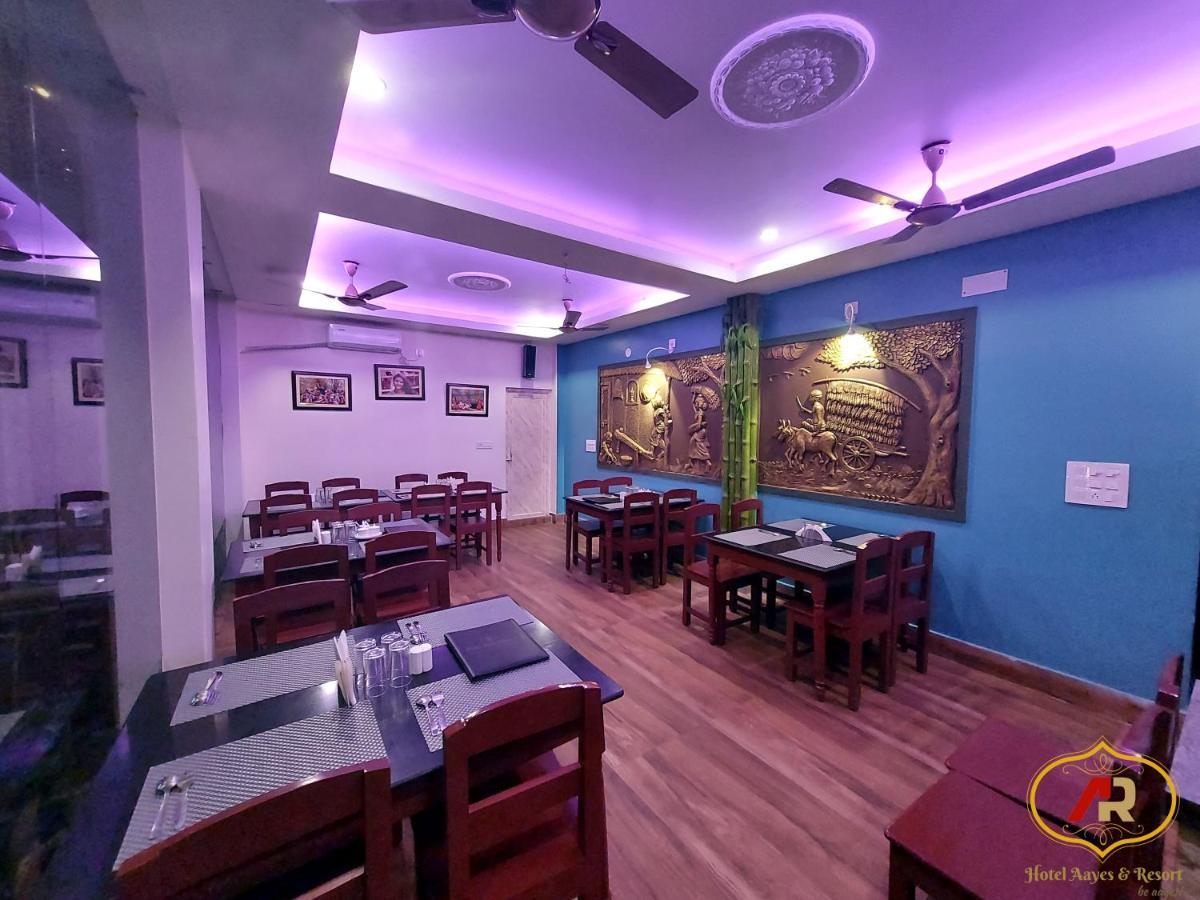 Hotel Aayes And Resort Shānti Niketan エクステリア 写真