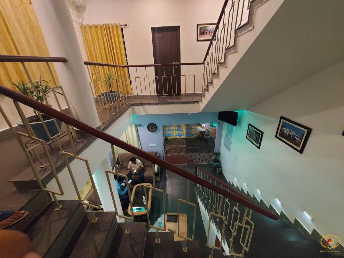 Hotel Aayes And Resort Shānti Niketan エクステリア 写真