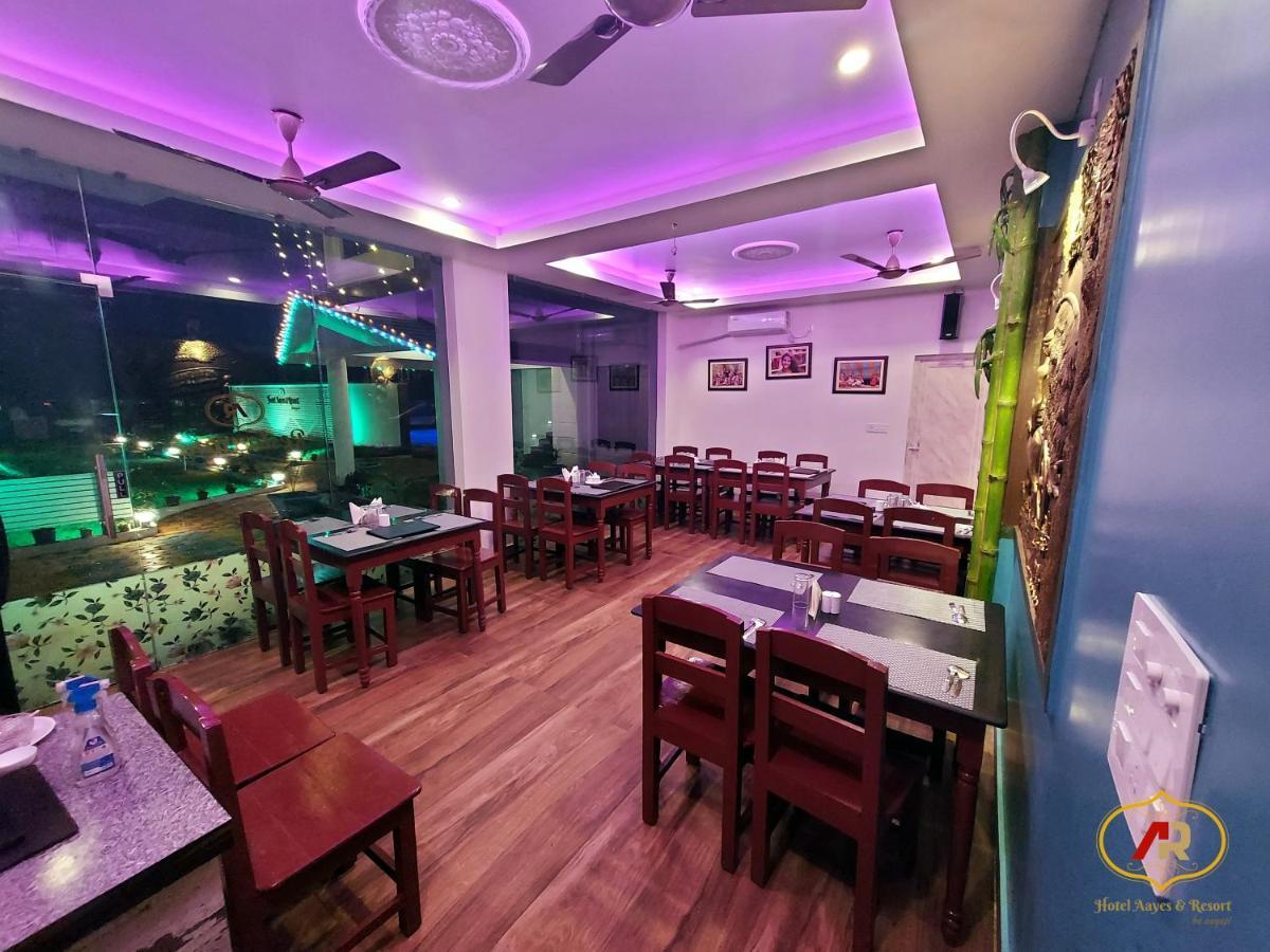 Hotel Aayes And Resort Shānti Niketan エクステリア 写真